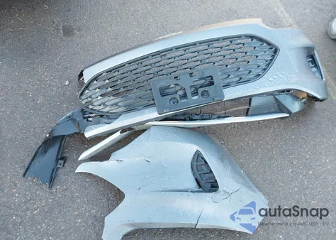 2022 Ford Escape S z USA, uszkodzony, nr VIN 1FMCU0F68NUB56778